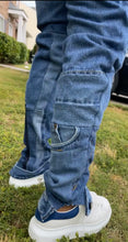 Load image into Gallery viewer, CiJe®1.0 Reconstructed Jeans
