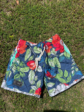 Load image into Gallery viewer, FLORAL BLANKET SHORTS
